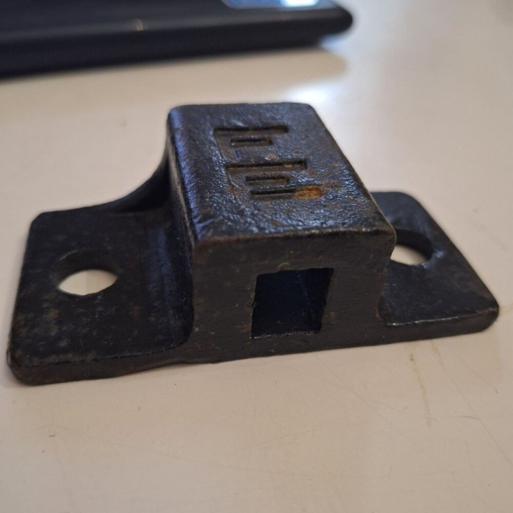 Fleet Engineers 033-04201 Mounting Bracket Steel 1/2x5/8 Inch Square‎ Hole Black